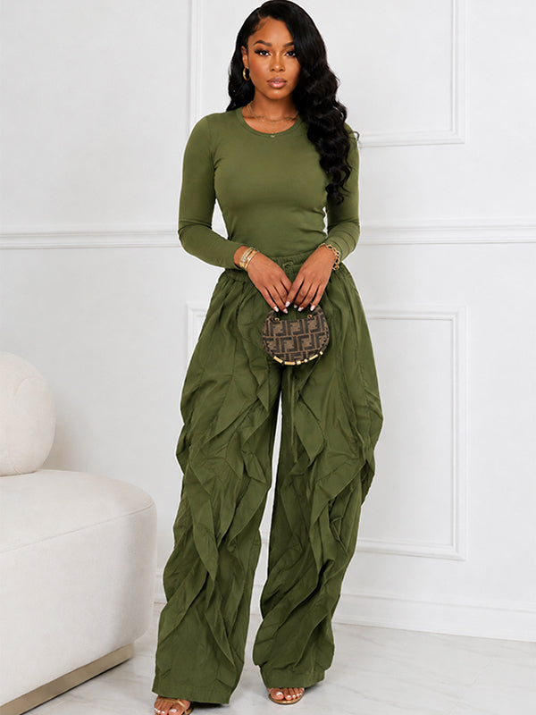 Solid Tee & Frilled Pants Set