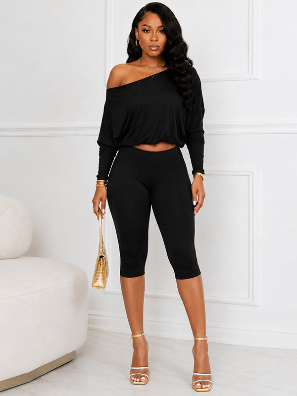 Boat-Neck Top & Capri Pants Set