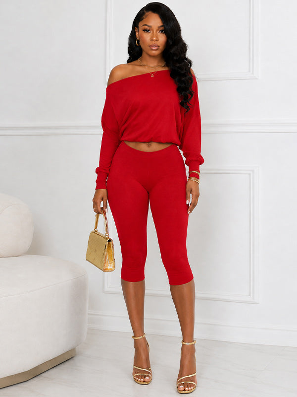 Boat-Neck Top & Capri Pants Set