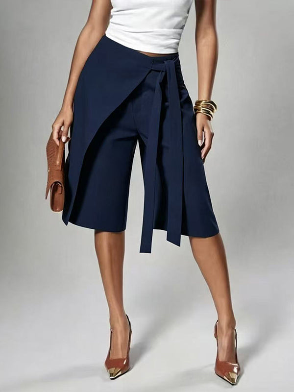 Solid Tied Bermuda Shorts