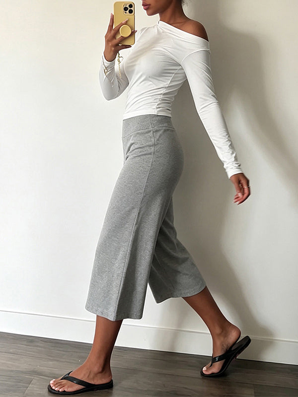 Boat-Neck Tee & Capri Pants Set